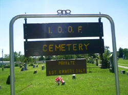 ioof_cemetery_bismarck_sign.jpg (12346 bytes)