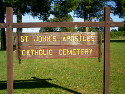 sign_catholic_cemetery_bismarck.jpg (38237 bytes)