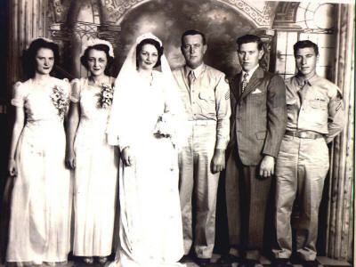 joneswedding1945.jpg (29420 bytes)