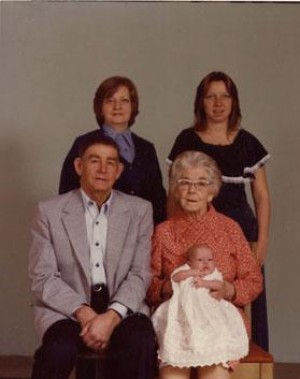 hortons_five_generations.jpg (23419 bytes)