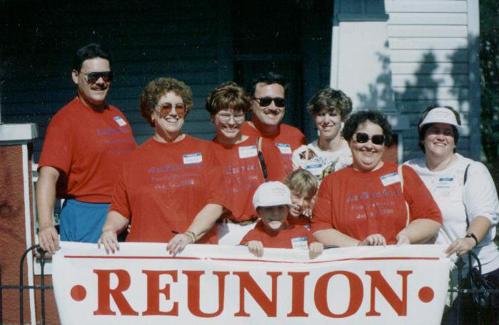 aubuchon_reunion1992_014.jpg (64792 bytes)