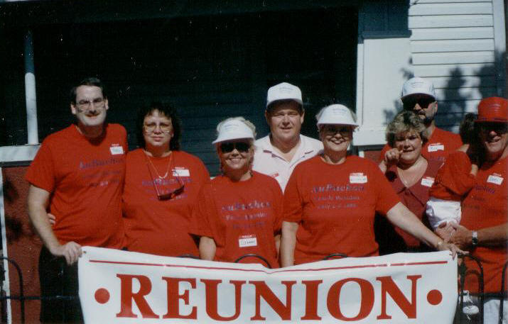 aubuchon_reunion1992_015.jpg (61160 bytes)