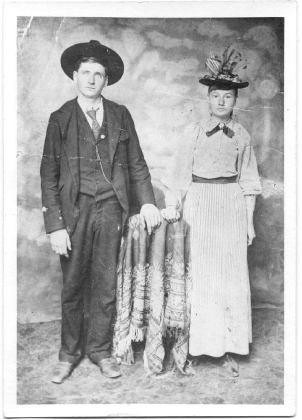 taylor_black_wedding1897.jpg (70704 bytes)